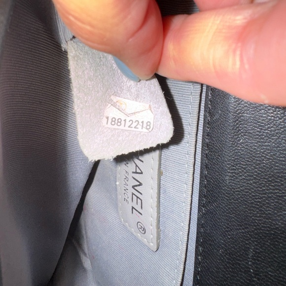 Small Chanel Boy Bag- with Dust Bag!! - Picture 7 of 7